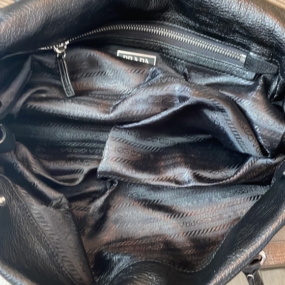 Authentic Prada Black Leather Vitello Easy
Foldover Satchel - Picture 6 of 8